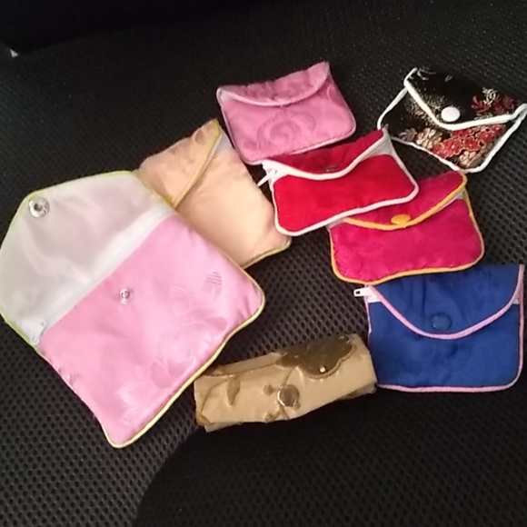 Silky pouches( pls buy in bundled item) - Picture 2 of 4